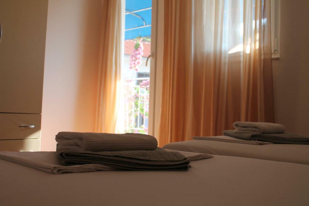 Covahouse Daire Jelsa  Dış mekan fotoğraf